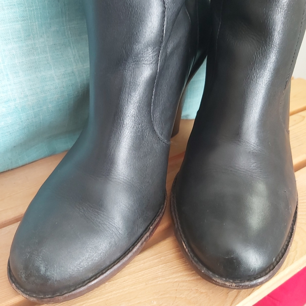 Cole Haan boots size 8.5 Black Leather Heeled Ankle 3.5" heels - Picture 10 of 16